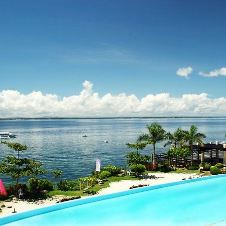 La Mirada Residence , Large 1 Bedroom Condo, Beaches , 3 Pools, Ocean Views, Fast Wifi, Netflix, Breakfast Included Lapu-Lapu City Zimmer foto