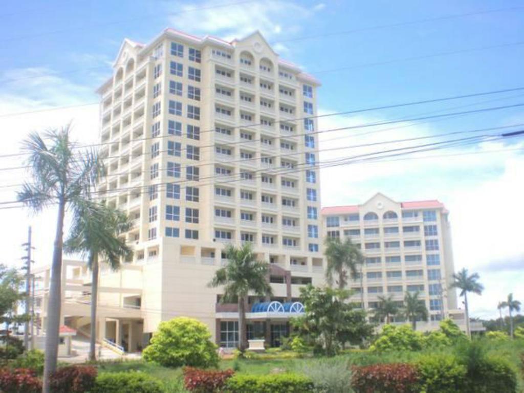 La Mirada Residence , Large 1 Bedroom Condo, Beaches , 3 Pools, Ocean Views, Fast Wifi, Netflix, Breakfast Included Lapu-Lapu City Zimmer foto